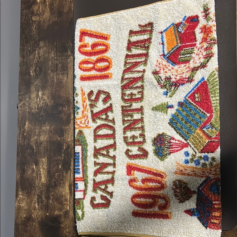 Vintage Retro Canada's Centennial Tapestry 1867-1967 Elbows Up 🍁